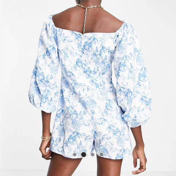 River Island floral puff sleeve romper in light blue floral toile - Picture 3 of 5